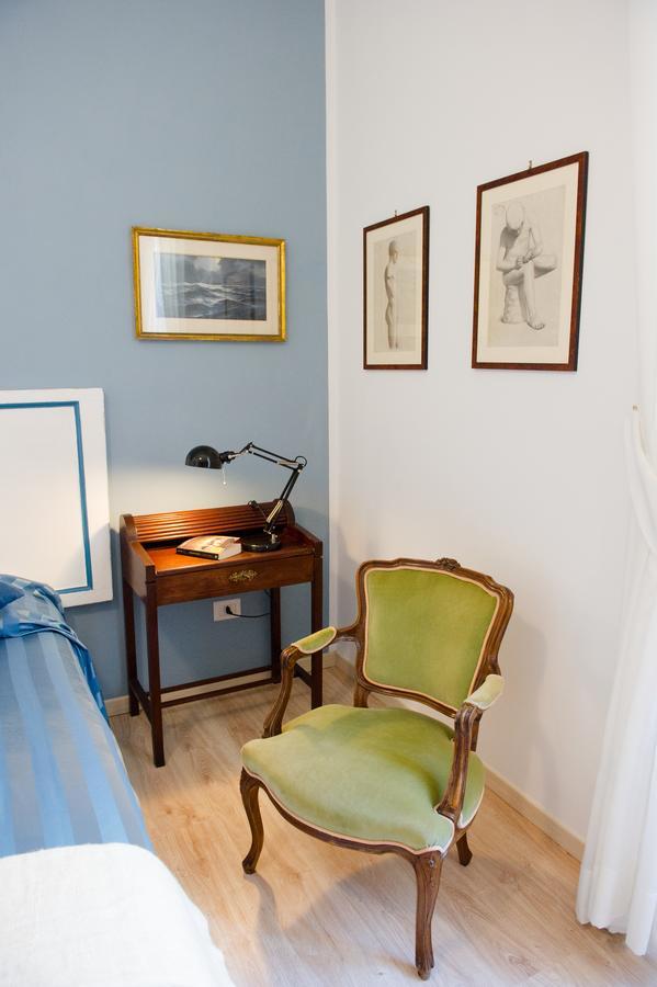 B&B Laurus Colosseo โรม ภายนอก รูปภาพ